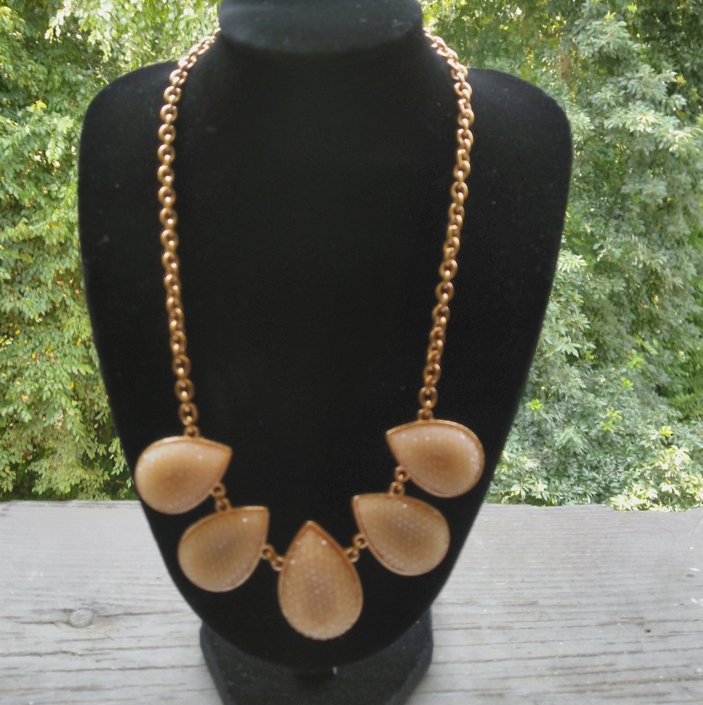 Pretty in pink necklace